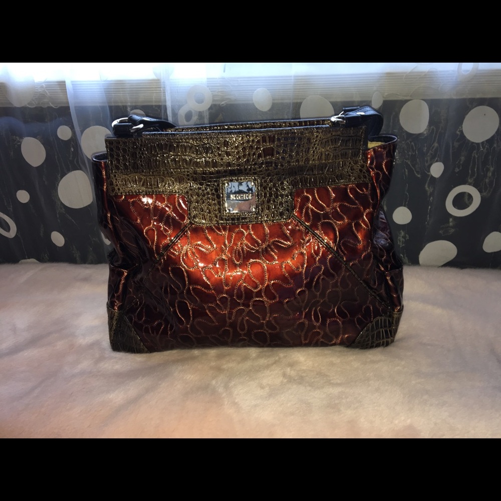 Miche magnetic interchangeable handbags